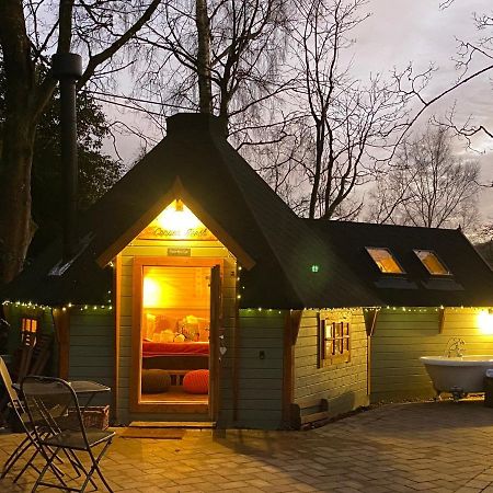 Cozy Carluke Lodge Retreat Ngoại thất bức ảnh