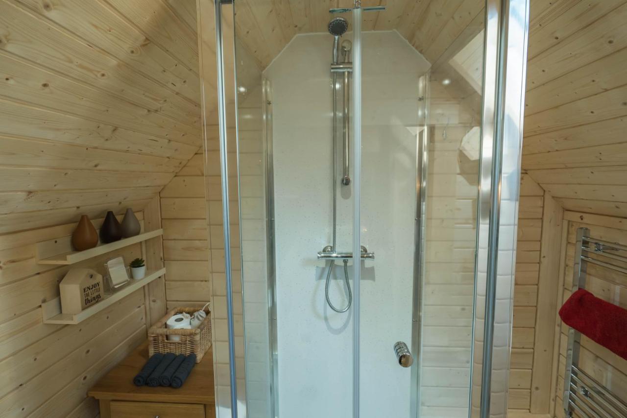 Cozy Carluke Lodge Retreat Ngoại thất bức ảnh